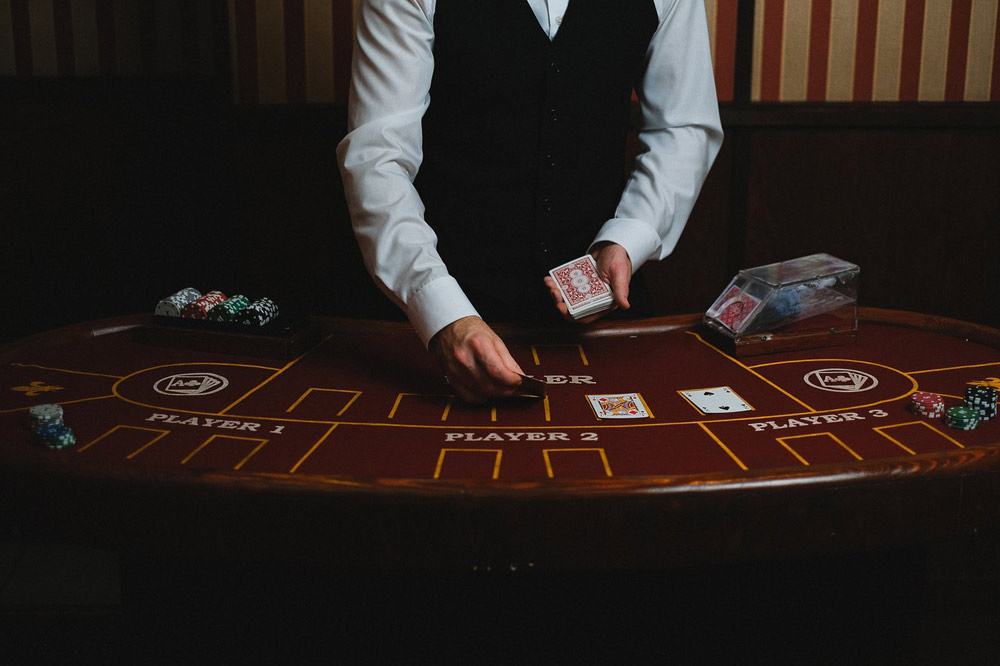 Blackjack Success Depends On Table Players