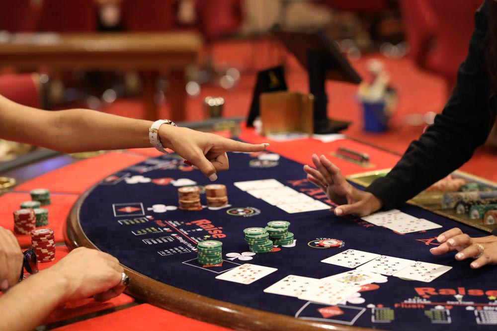 blackjack-hand-signals-and-gestures-explained-the-bc-game-blog