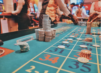 Crypto Casinos Vs. Traditional Online Casinos – Why Decentralization Matters In The Gambling Industry