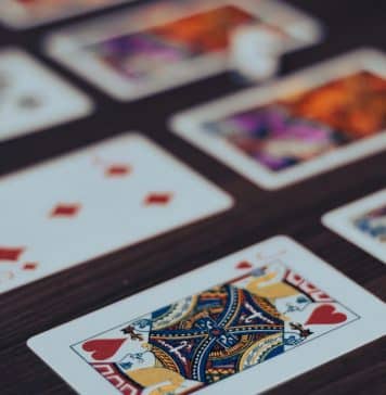 O Que São e Quando Ocorrem os Sinais de Mão no Blackjack? blackjack